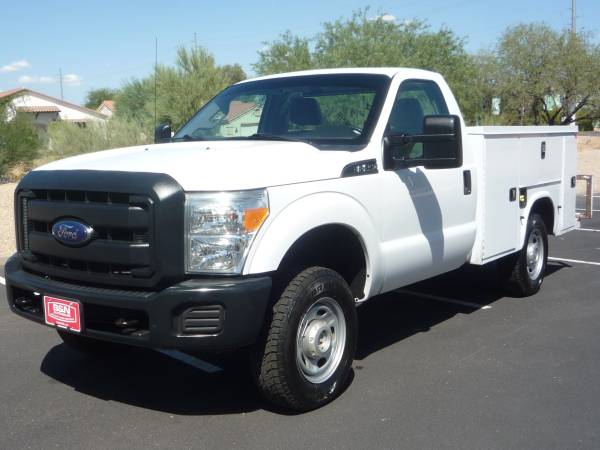 2015 Ford F250 4WD Reg Cab Utility Bed Work Truck