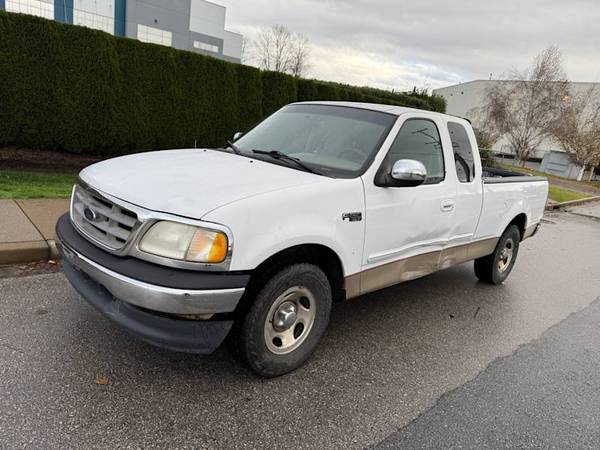 2000 Ford F-150 2WD SuperCab 139" Automatic A/C for $0