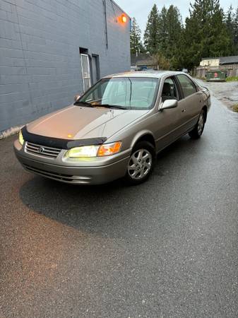 1998 Toyota Camry XLE V6 for $0 Build Credit, Poor