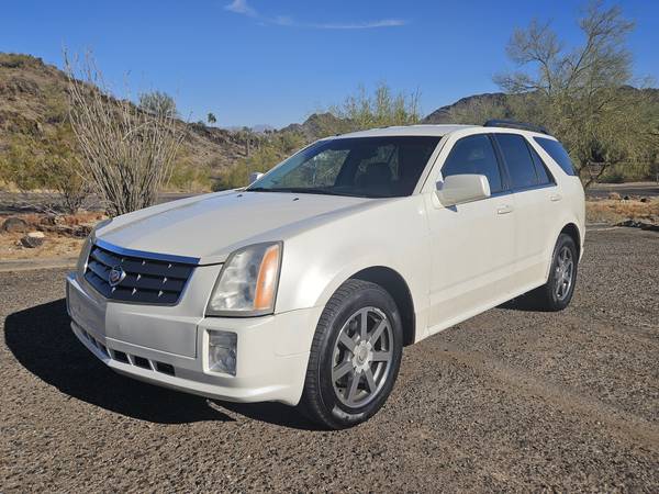 2004 Cadillac SRX V8 Luxury Pkg 3rd Row Seat Clean