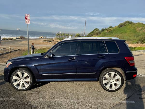 2011 Mercedes-Benz GLK 350 4MATIC for $0 Build Credit, Poor