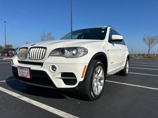 2013 BMW X5 3rd Row Trim for $0 Build Credit,