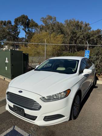 2014 Fusion SE Hybrid for $0 Build Credit, Poor Credit,