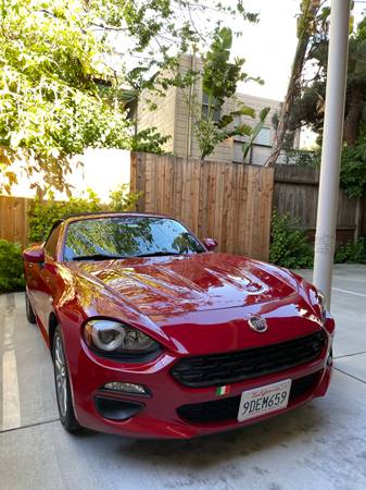 2017 Fiat 124 Spider Classica for $0 Build Credit, Poor