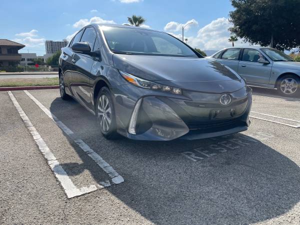 2022 Prius Prime Plug-in Hybrid for $0 Build Credit, Poor