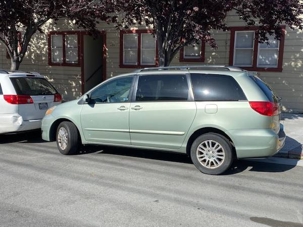 2010 Toyota Sienna XLE AWD for $0 Build Credit, Poor