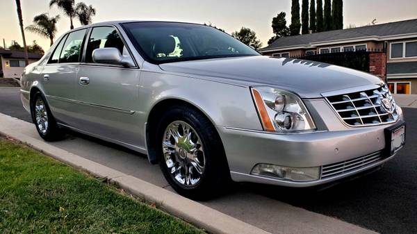 2009 Cadillac DTS Low Mileage Trim - 79k Miles, Excellent