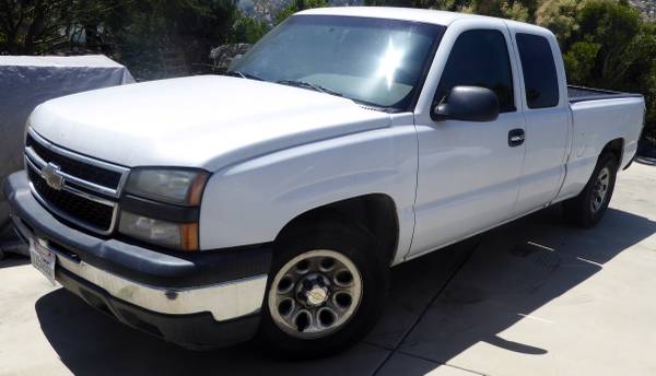 2006 Chevrolet Silverado Ext. Cab V6 White for $0 Build