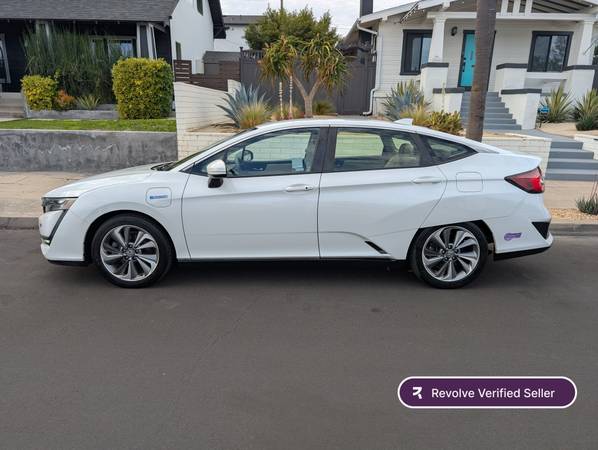 2018 Honda Clarity Sedan for $0 Build Credit, Poor Credit,