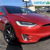 2017 Tesla Model X 90D for $0 Build Credit, Poor