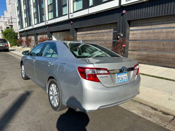 2012 Toyota Camry XLE Hybrid Sunroof Low Miles for $0