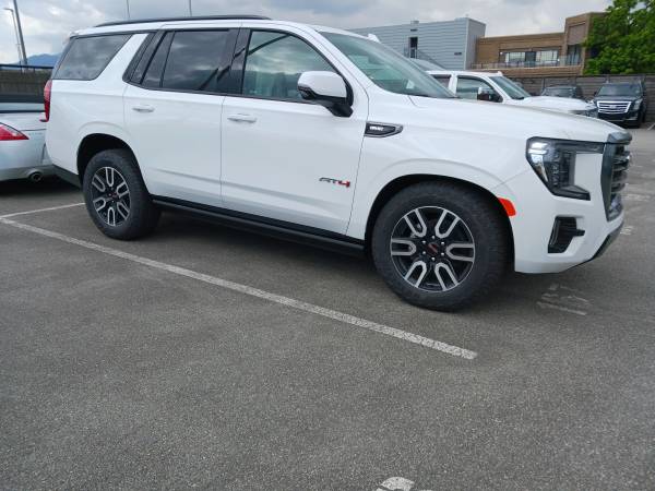 2024 GMC Yukon AT4 Off-Road V8 5.3L Quad Seat CarPlay