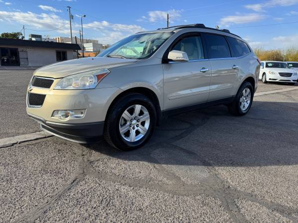 2017 Chevrolet Traverse LT - $5499 Out the Door! for