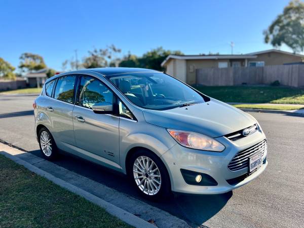 2013 Ford C-Max Plug-in Hybrid Trim for $0 Build Credit,
