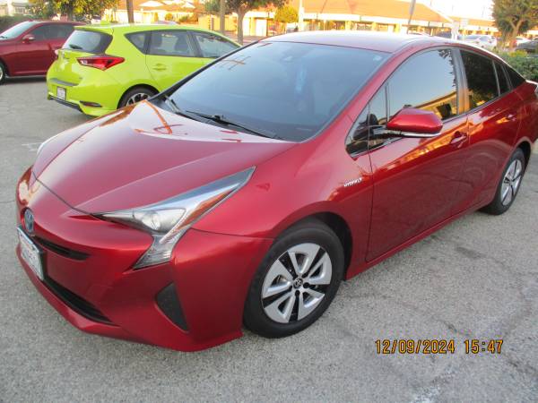 2017 Toyota Prius III, Fully Loaded, 97,300 Miles, $15,800 OBO