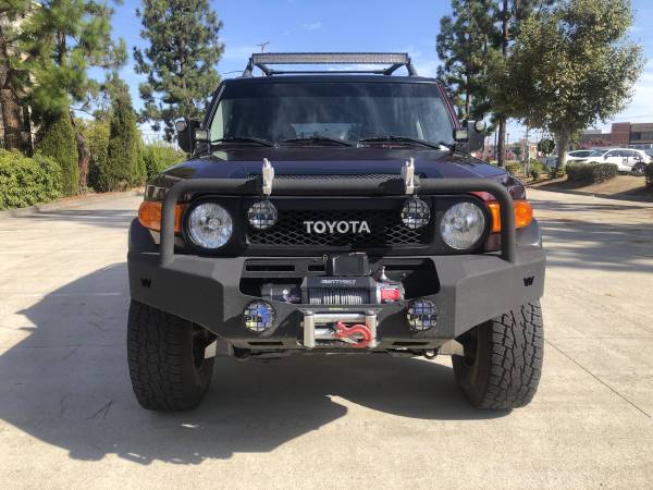 2007 Toyota FJ Cruiser 4x4 Lifted Clean Carfax for $0