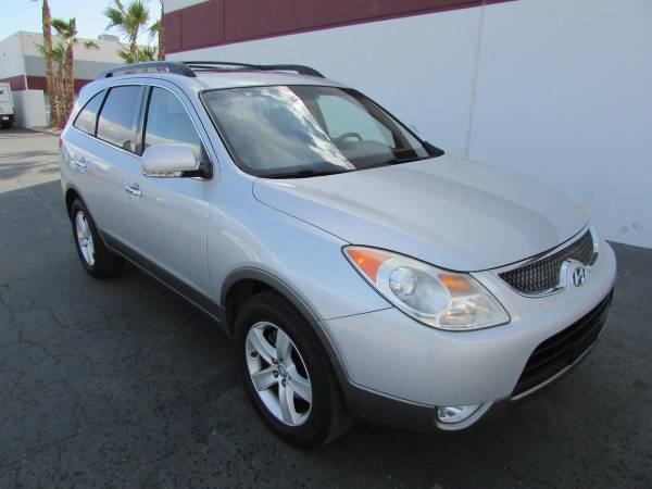 2010 Hyundai Veracruz Limited Edition with 3rd Row Seating -