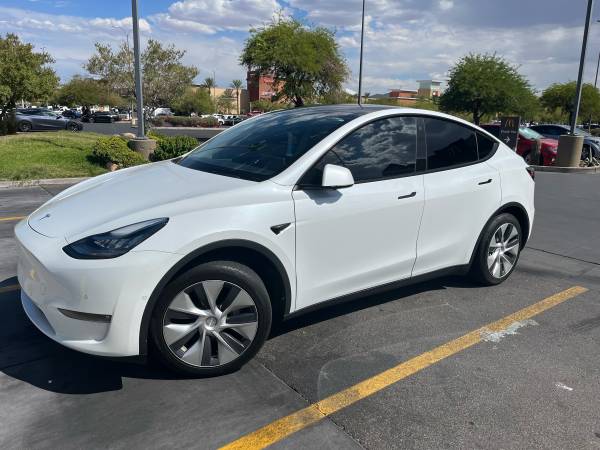 2021 Tesla Model Y Long Range for $0 Build Credit,