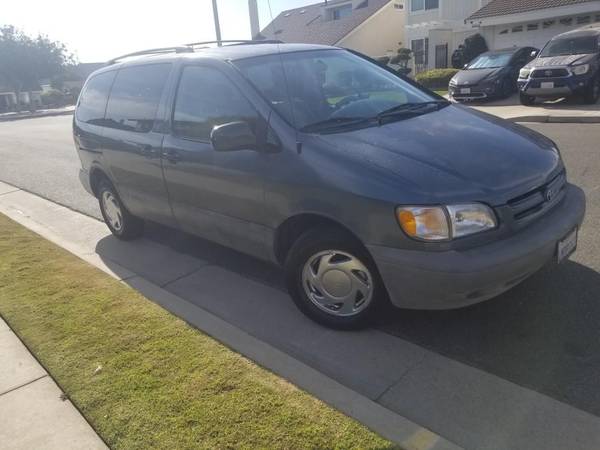 2000 Toyota Sienna LE for $0 Build Credit, Poor Credit,