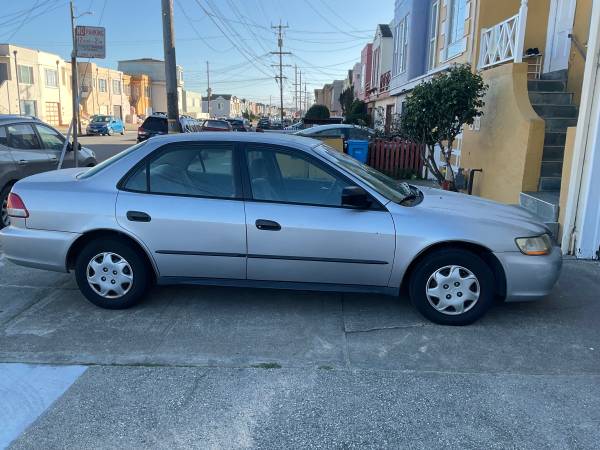 2001 Honda Accord DX Sedan for $0 Build Credit, Poor