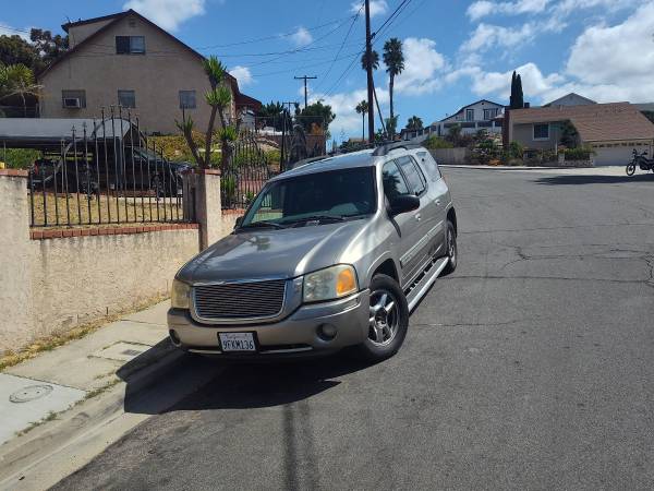 2005 GMC Envoy 4X4, 100,000 Miles, New Transmission, Carfax &