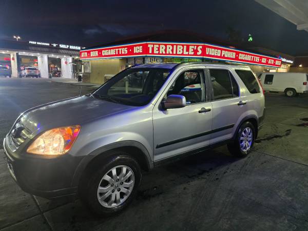 2005 Honda CR-V 4WD 5-Speed Manual Transmission for $0 Build