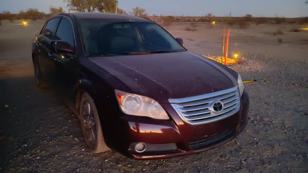 2009 Toyota Avalon Limited 6-Speed 3500 for $0 Build Credit,