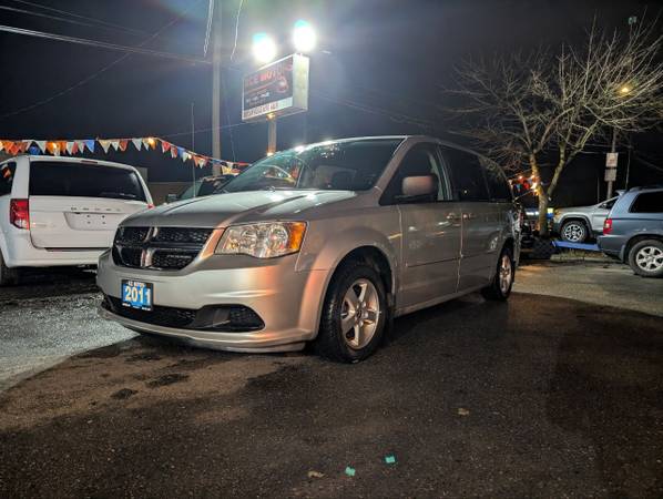 2011 Dodge Grand Caravan SXT Plus for $0 Build Credit,