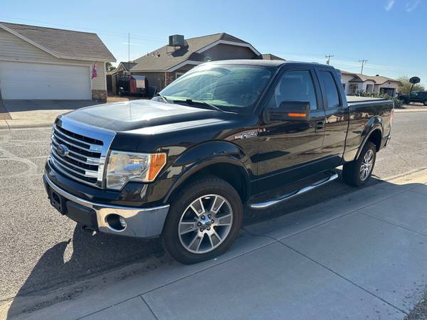 2014 Ford F-150 Super Cab XLT - Low Mileage, Excellent