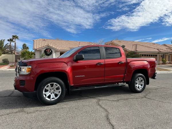 2016 GMC Canyon Crew Cab 5' Bed - No Accidents