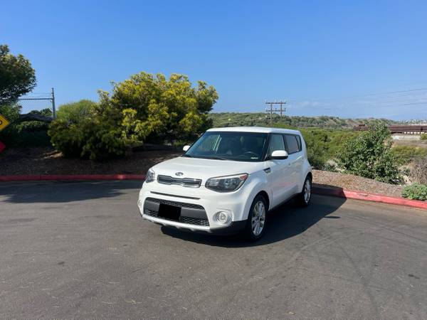 2017 Kia Soul + Plus Clean Title Clean Carfax for
