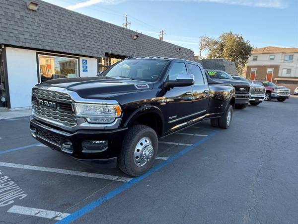 2021 RAM 3500 Limited HO 6.7 L 4x4 Dually for