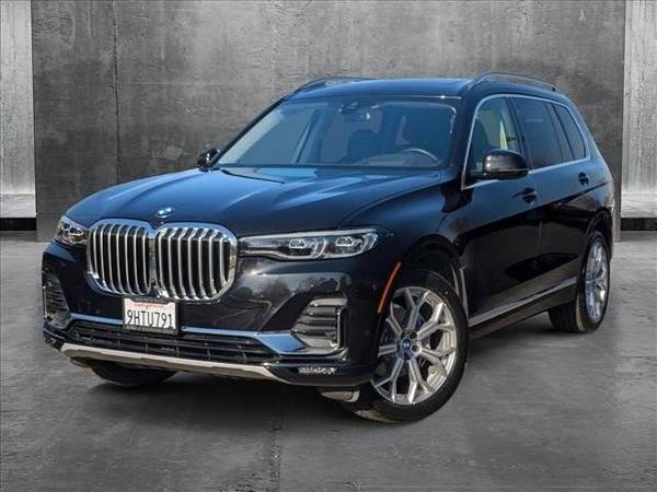 2022 BMW X7 xDrive40i SUV for $0 Build Credit, Poor