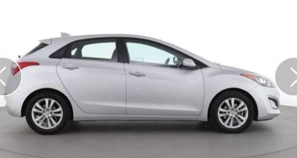 2023 Hyundai Elantra GT - Automatic and Great Condition for