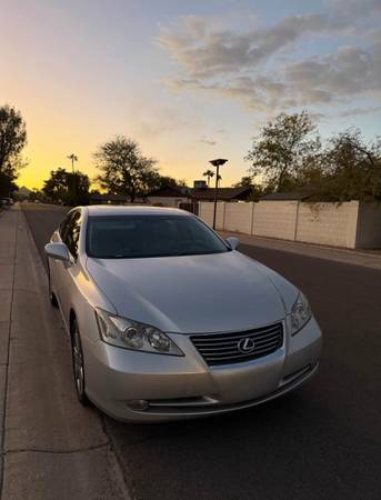 2023 Lexus ES 350 Trim for $0 Build Credit, Poor