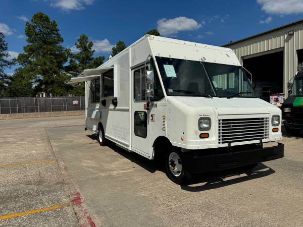 2024 Food Truck Commercial Kitchen (Free Delivery) for $0 Build