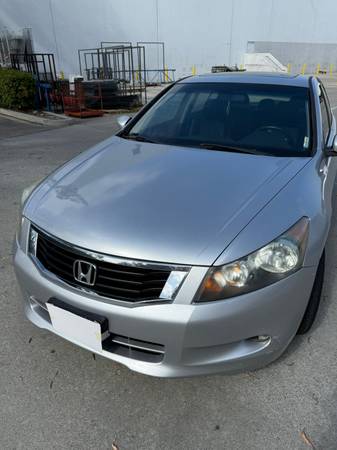 2008 Honda Accord V6 EX-L Silver/Black Interior (180k miles) for