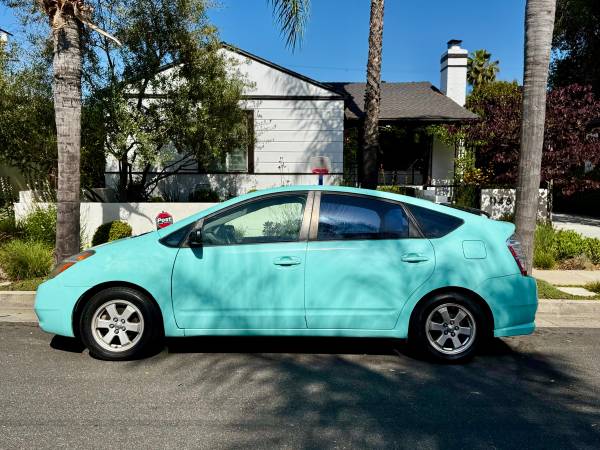 2023 Toyota Prius Blue Trim 👍 for $0 Build Credit,