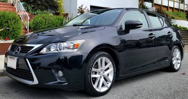 2015 Lexus CT200h Hybrid - Clean, Low Miles, 40+ MPG