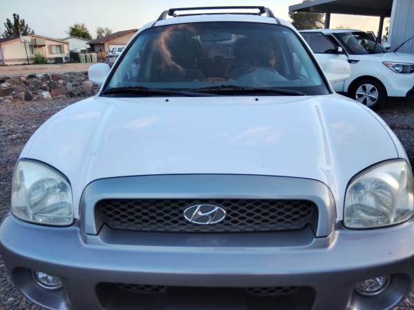 2023 Hyundai Santa Fe Trim for $0 Build Credit, Poor
