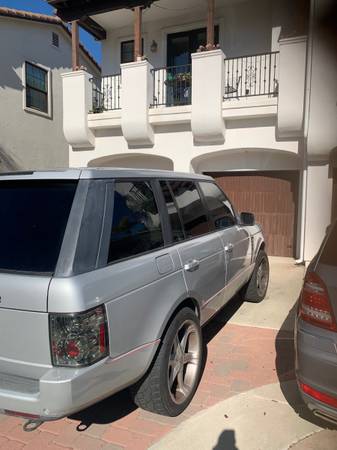 2023 Land Rover Range Rover Trim for $0 Build Credit,