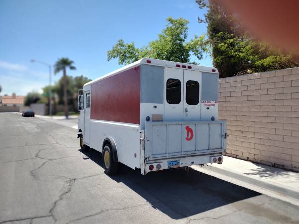 1978 Ford Grumman Step Van for $0 Build Credit, Poor