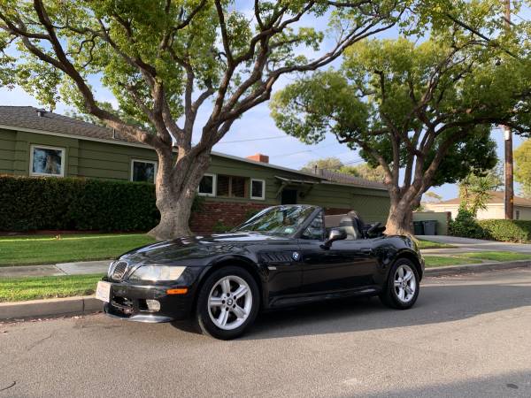 2001 BMW Z3 Roadster Trim for $0 Build Credit, Poor