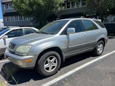 2001 Lexus RX 300 SUV $2,000.00 for $0 Build Credit,