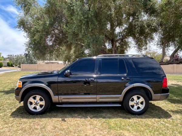 2003 Ford Explorer XLT 4x4 - Excellent Condition, Runs and
