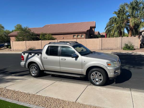 2008 Ford Sport Truck XLT Limited Edition Low Mileage for
