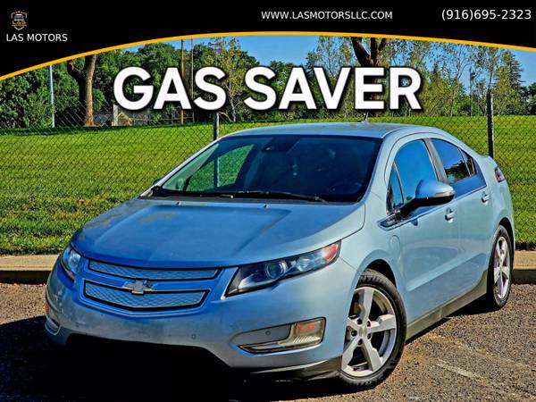 2014 Chevrolet Volt Plug-In Hybrid Sedan for $0 Build Credit,