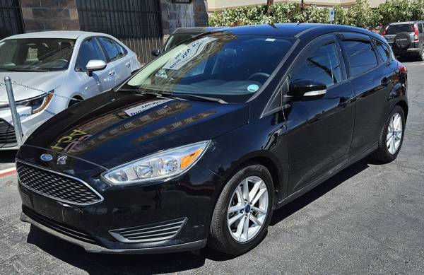 2017 Ford Focus SE Hatchback for $0 Build Credit, Poor