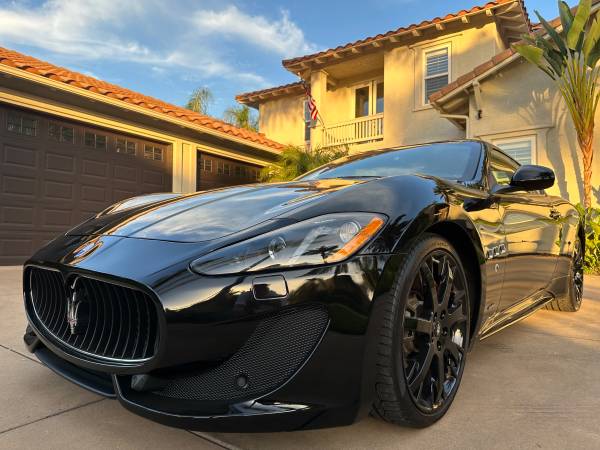2017 Maserati GranTurismo One Owner, 2720 Miles, No Accidents for