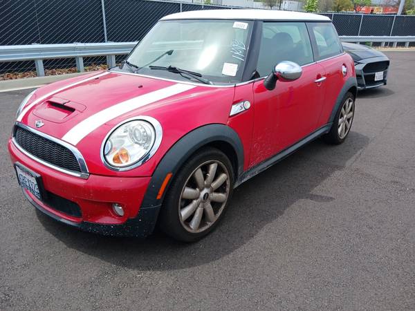 2023 Mini Cooper - Low Mileage, Beautiful One Owner, Strong